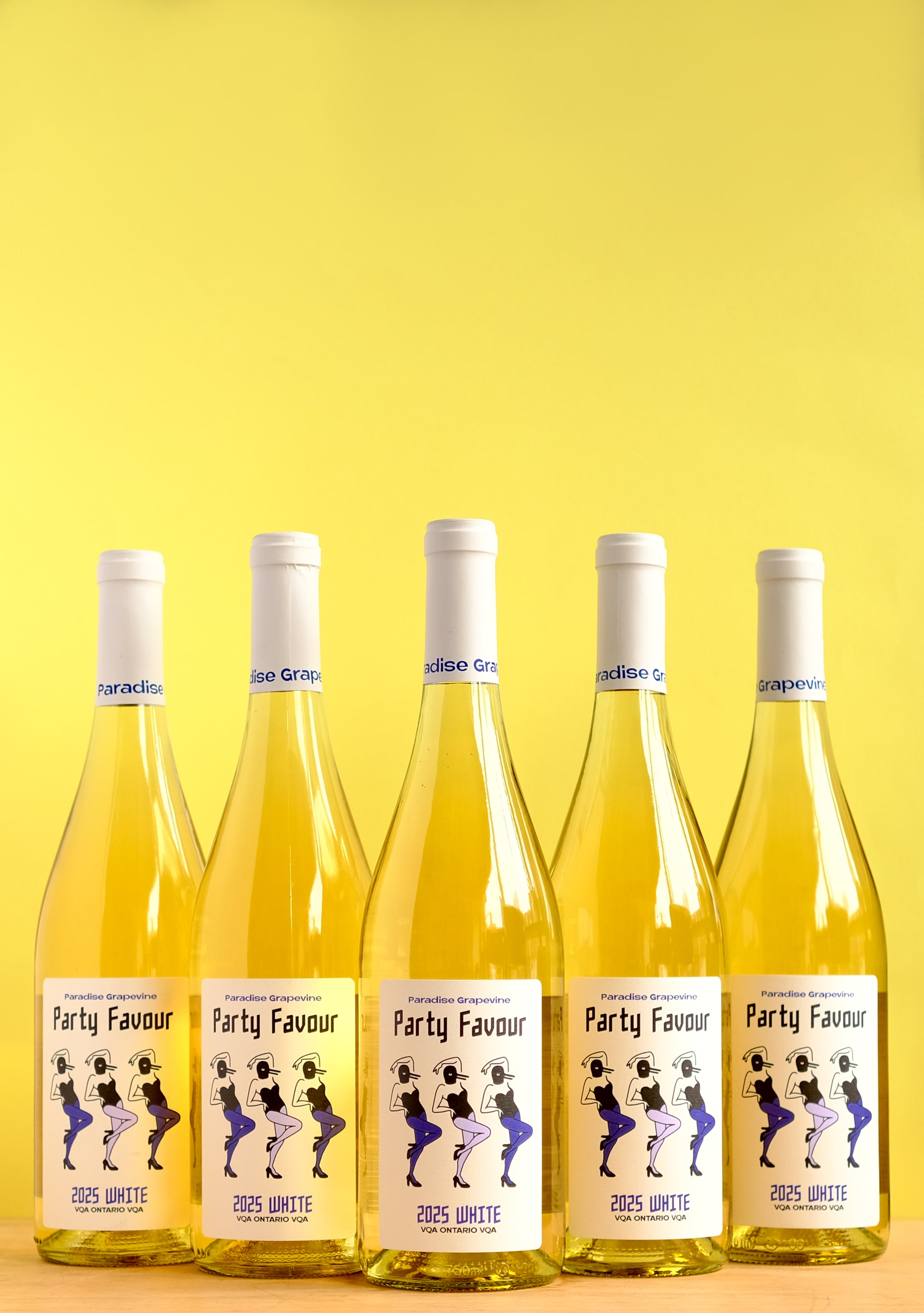 2025 Party Favour White – Paradise Grapevine
